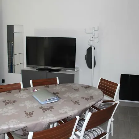 Grand Renove, Confort, Belles Prestations - Du Bois De L'ours Apartamento